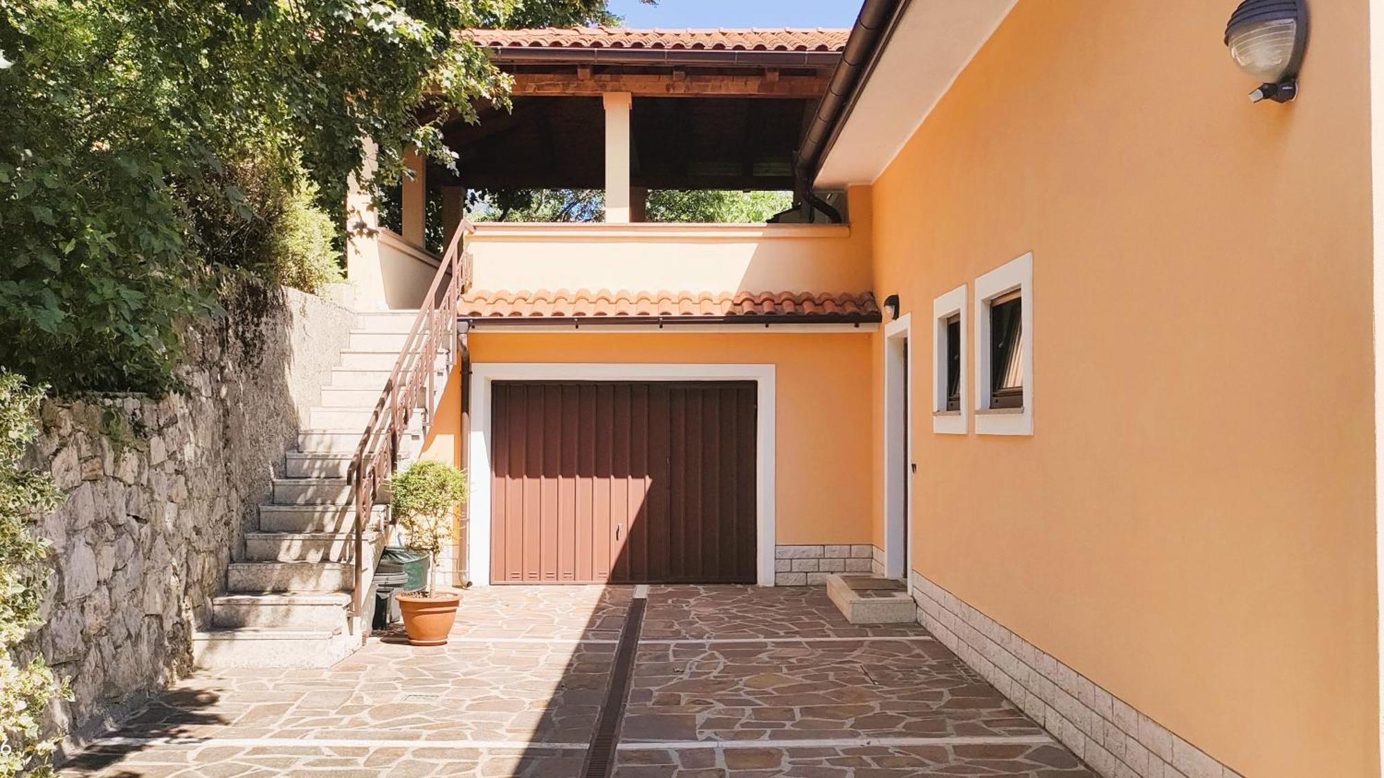 Apartment Pergola Veprinac Buitenkant foto