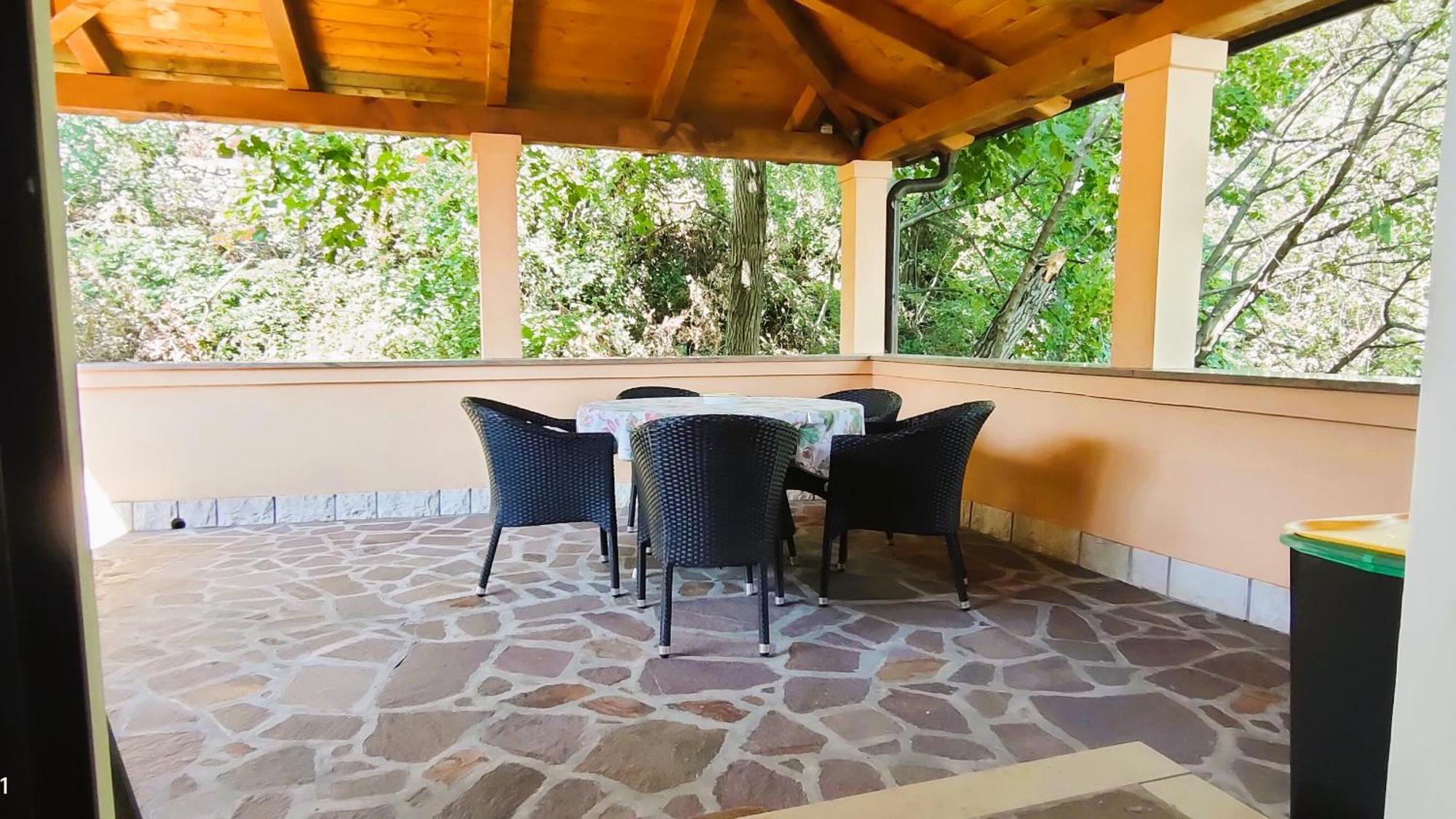 Apartment Pergola Veprinac Buitenkant foto